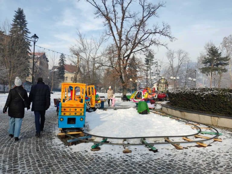 Tuzla, vozic, grad