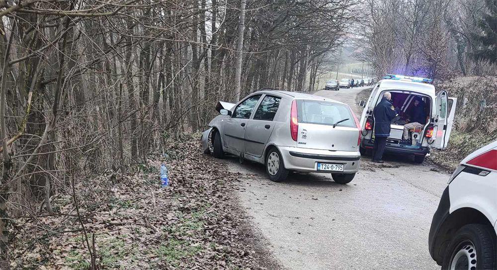 u sudaru dva automobila u tuzlanskom naselju kiseljak povrijedje no osam osoba