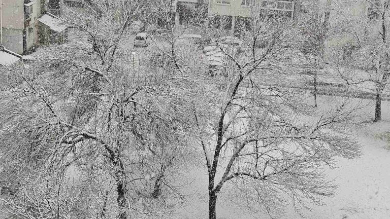 Tuzla, Sjenjak, snijeg