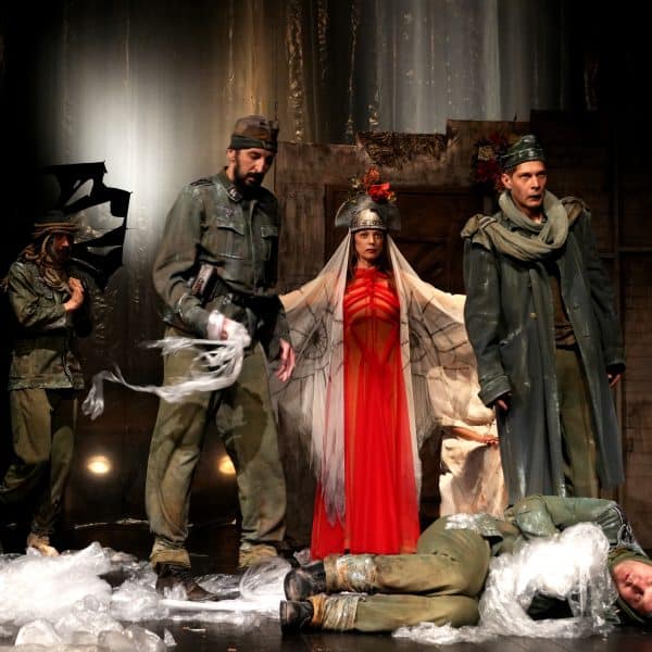 Predstava ‘Tri prikazivanja Boga’ na festivalu u Turskoj