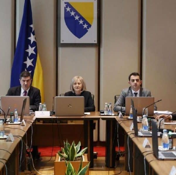 vijece ministara na danasnjoj sjednici ponovo nije usvojilo plan rasta