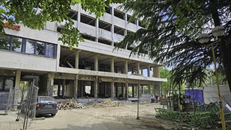 Tuzla, zgrada Sodaso, rusenje, sindikat solidarnosti, 1. maj