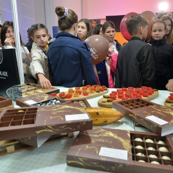 Otvoren Sajam kafe i čokolade u Tuzli: Tri dana uživanja u okusima i mirisima (Foto)