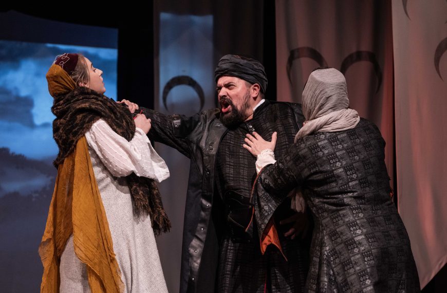 Predstava “Hasanaginica” – tragedija časti, ljubavi i gubitka (Foto)