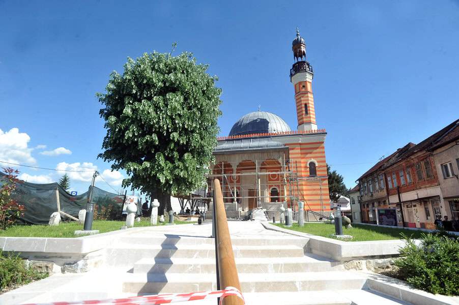 Nakon višegodišnje restauracije, Šarena džamija u Tuzli sutra otvara svoja vrata
