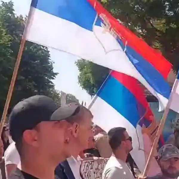 Uz podršku Miličeviću i poruka “Uhapsite Dodika”