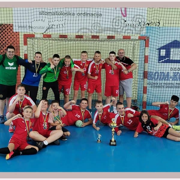 Pioniri Škole rukometa ‘Sloboda’ srebrni na prvenstvu BiH (Foto)