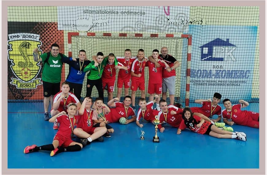 Pioniri Škole rukometa ‘Sloboda’ srebrni na prvenstvu BiH (Foto)