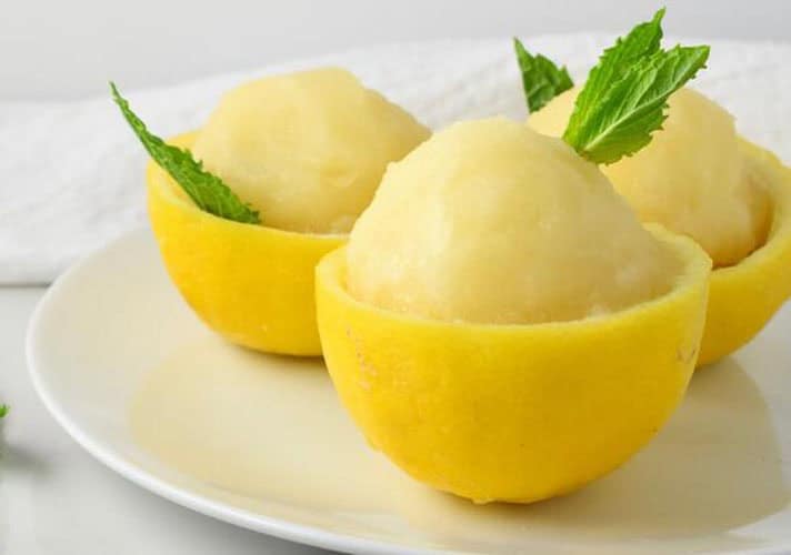 sorbet od limuna idealan je desert za vruce ljetne dane