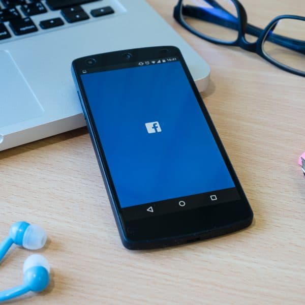 Meta testira globalni model: Ako ne platite 7,99 €, bit ćete prisiljeni gledati oglase