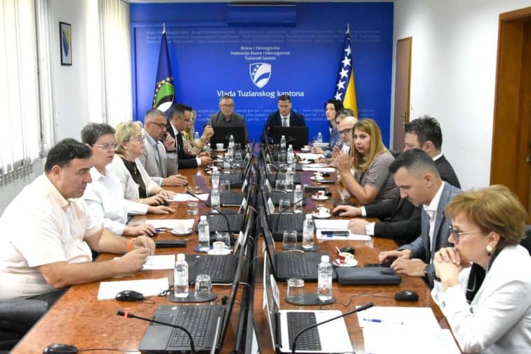 Vlada TK, naucno-istrazivacki rad, ulaganja