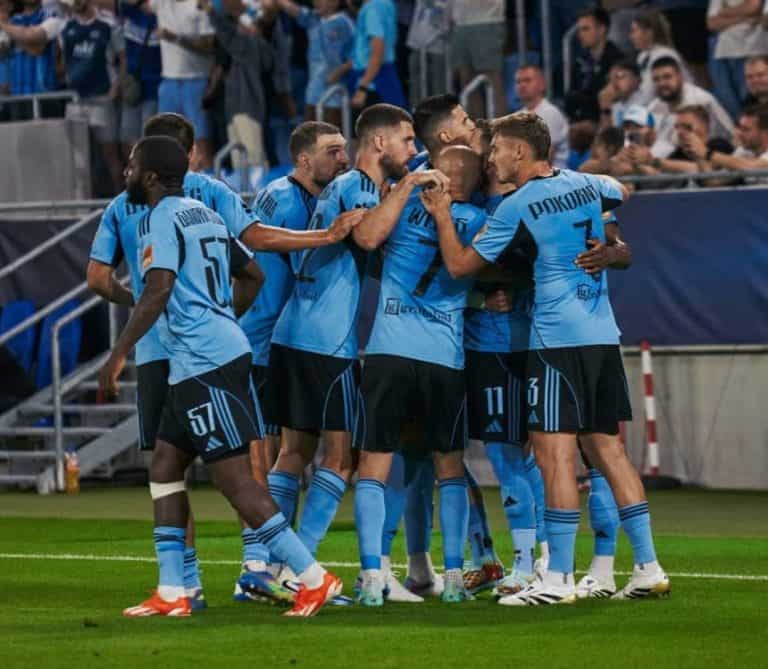 Fudbal, LP, Slovan, Zrinjski