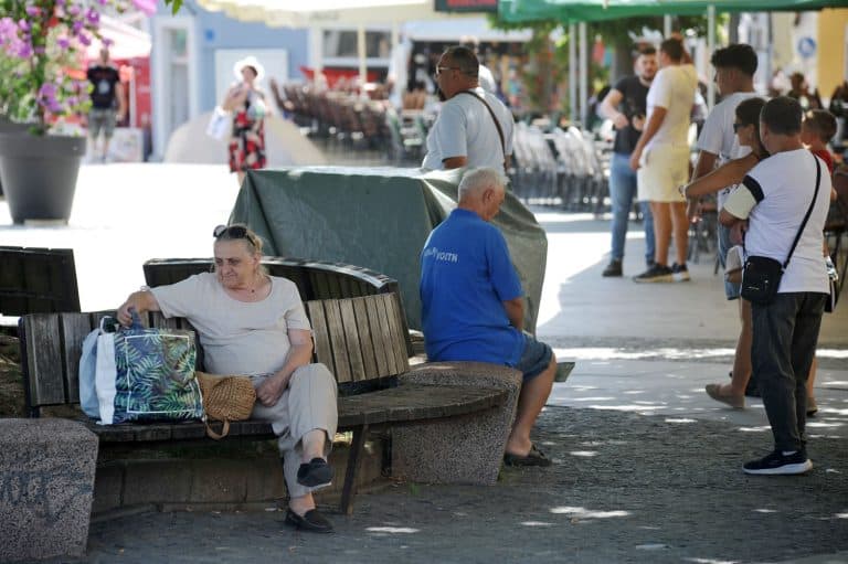 i danas u vecem dijelu bih suncano i toplo vrijeme