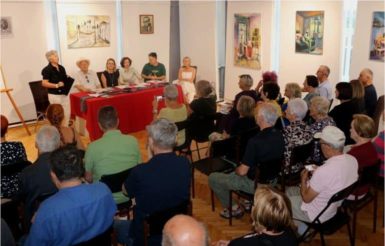 Derventa, Vecer posvecena Tihi Lesicu