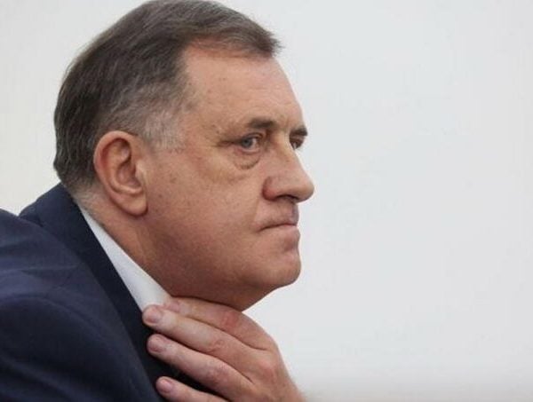 Milorad Dodik, opozicija, odbijenica