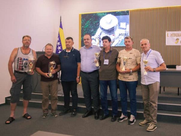 Gradacac, Sajam pcelarstva, med