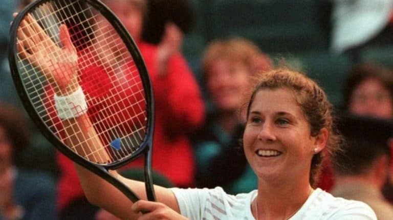 tenis, Monika Seleš, miastenija gravis