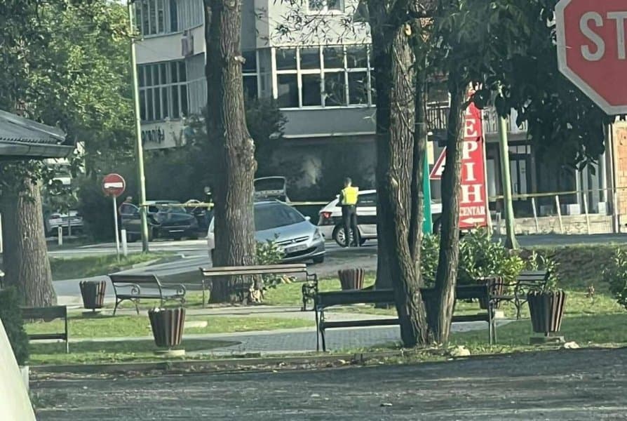 gradjani kalesije tacnije donjih vukovija pozivaju gradjane na protest kojim izrazavaju nezadovoljstvo sve vecim brojem saobracajnih nesreca u kojima su zivote izgubili maldi ali i drugi