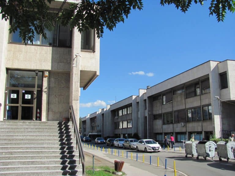 Dom zdravlja Tuzla, odluka, povlacenje