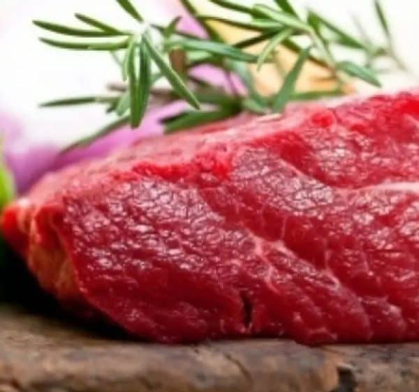 pranje mesa je korisno radi ciscenja od raznih bakterija koje se na komadima mogu nakupiti