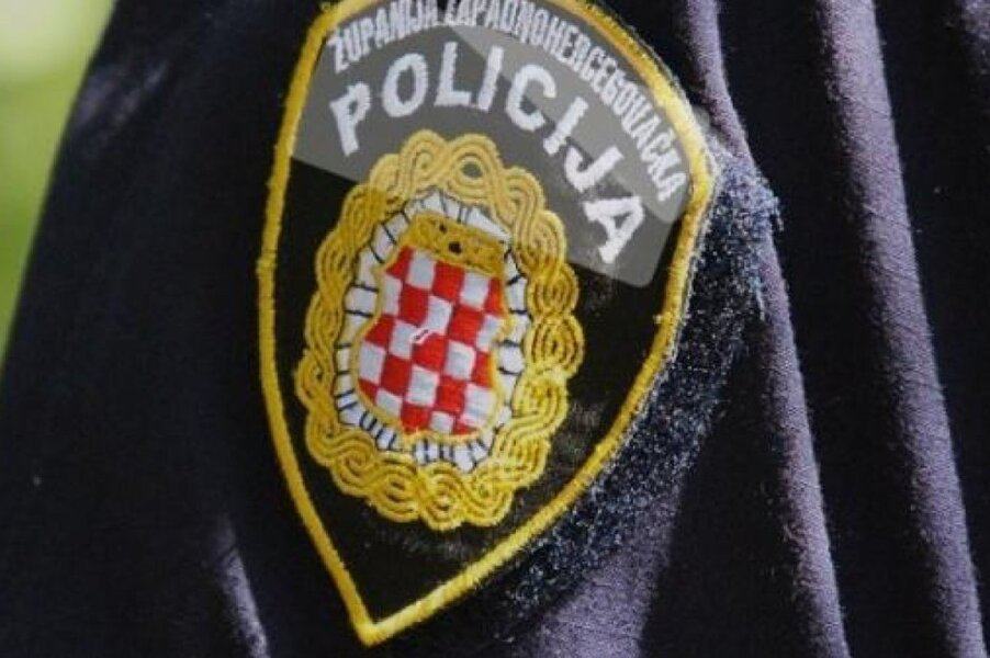 petogodisnji djecak je igrajuci se puskom ispalio metak i ranio svoju cetverogodisnju sestru