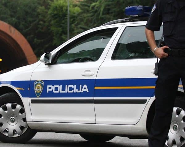 policija, hr, karlovac, nesreca