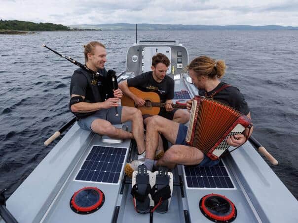 Skoti; veslanje, Tihi okean
