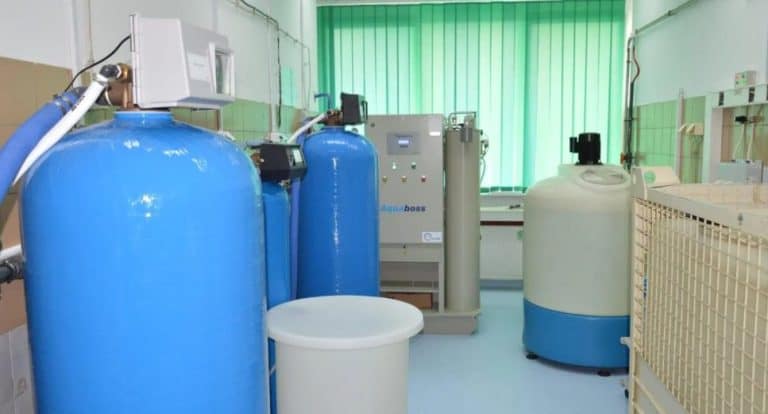 ukc tuzla uveo novi sistem reverzne osmoze za sigurnije i kvalitetnije dijalizne tretmane