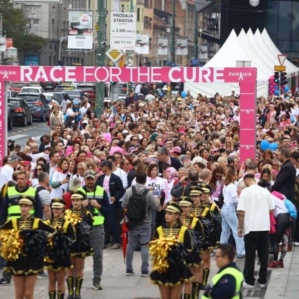 Trka solidarnosti: Učesnici iz cijele zemlje podržali borbu protiv raka dojke