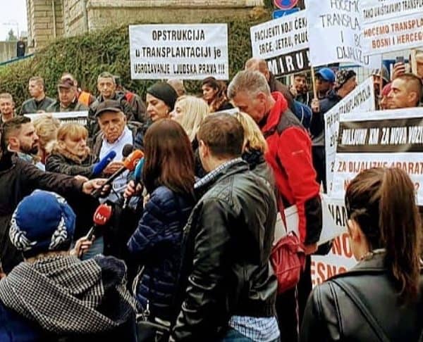 Dijalizirani pacijenti u FBiH najavljuju proteste zbog manjka transplantacija i loših uslova