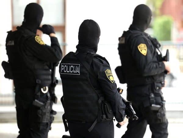 U akciji “Terminal” uhapšeno pet policajaca