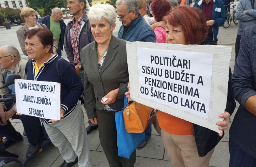 NPUS: Sramotna igra sa izmjenama Zakona koji reguliše povećanje penzija!