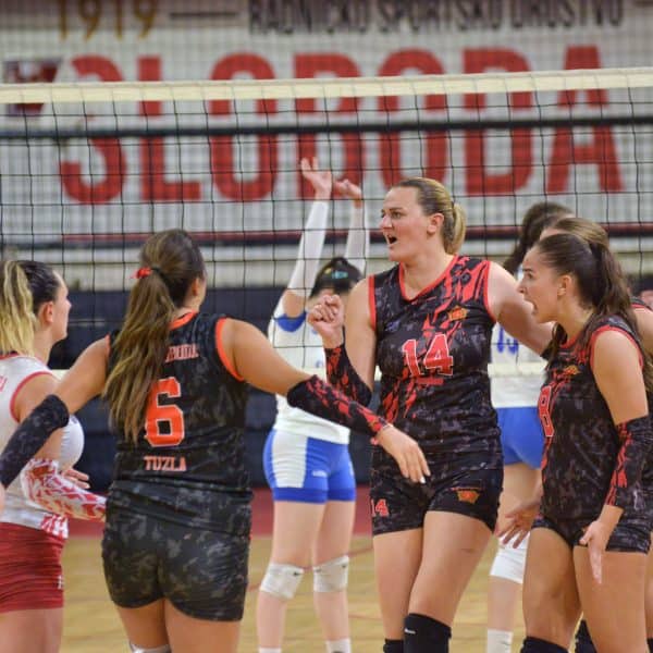 U derbiju kola odbojkašice Slobode neokrznute protiv Lamija