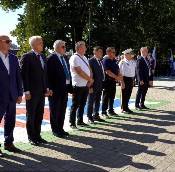 u tuzli odrzana centralna manifestacija povodom dana mobilizacije rezervnog sastava mup-a rbih