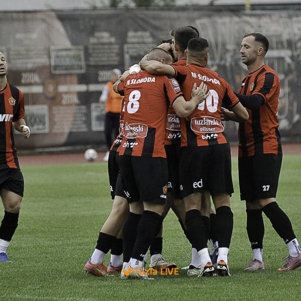 fudbal, Bratstvo, Sloboda