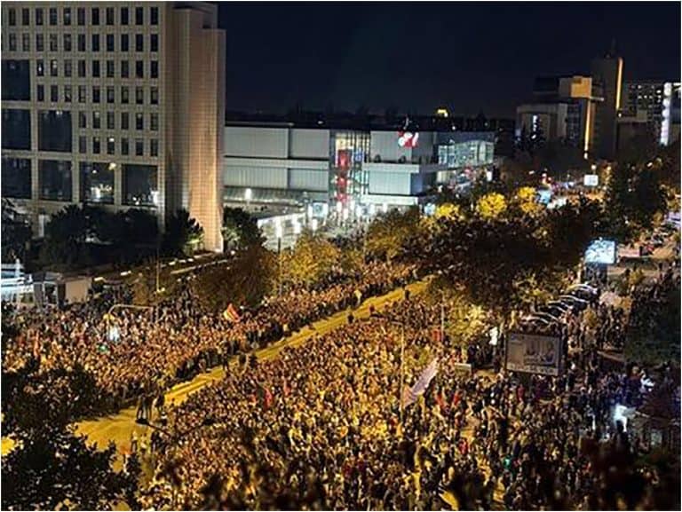 Novi Sad, protesti, nadstresnica