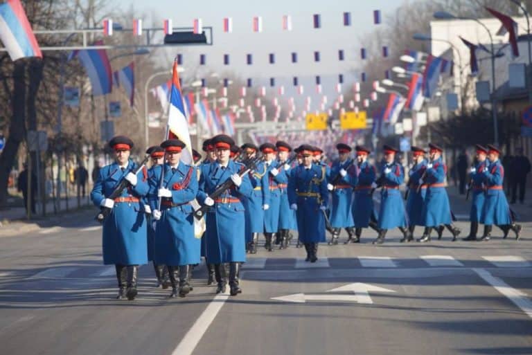 ministarstvo finansija sad ukinulo sankcije prema nekoliko saradnika milorada dodika a koje su im bile nametnute radi ucestvovanja u obiljezavanju devetog januara nezakonitog dana rs