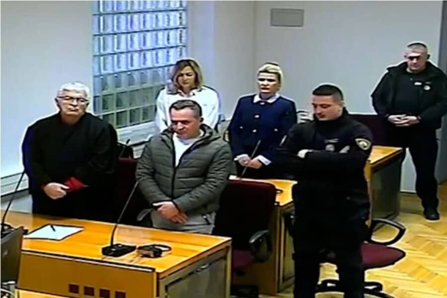 pripadnik jedinice beli orlovi borislav gligorevic osudjen je na 10 godina zatvora zbog silovanja tri zene u liplju tokom rata u bih