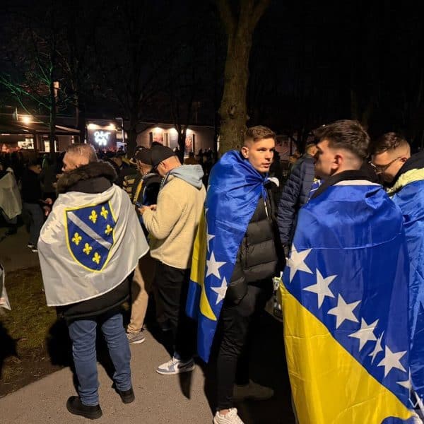 Bec, navijaci, fudbal