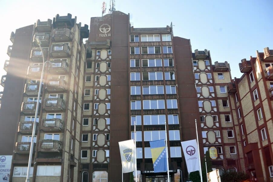 dom penzinera u tuzli poniovo omigucio posjete