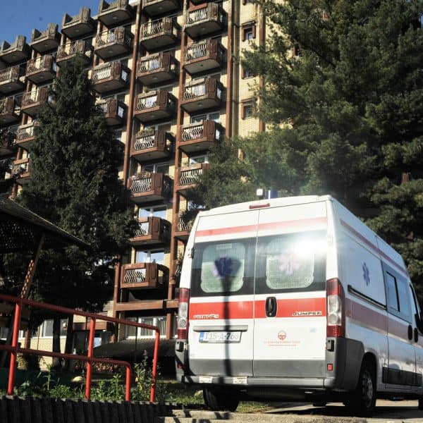 Dom penzionera, Tuzla, pozar