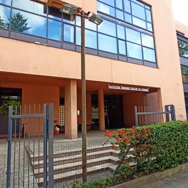 roditelji ucenika ksc traze reakciju uprave skole