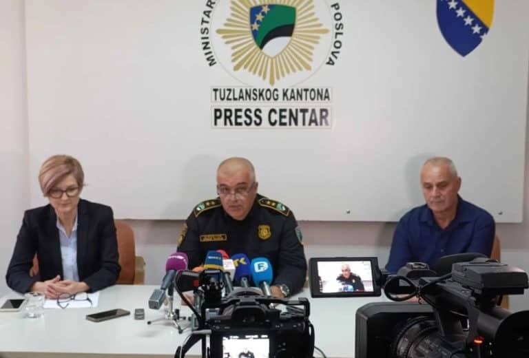 odrzan press u upravi policije mup-a tk povodom oruzane pljacke u kalesiji