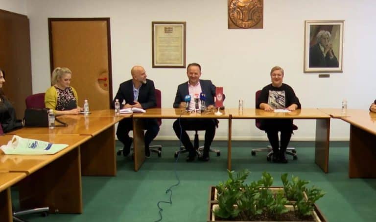 danas je univerzitetu u tuzli predstavljen program obiljezavanja 49 godisnjice ove obrazovne ustanove