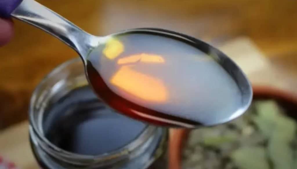 sirup od lovorovog lista odlicno je rjesenje ako imate problema sda kasljem