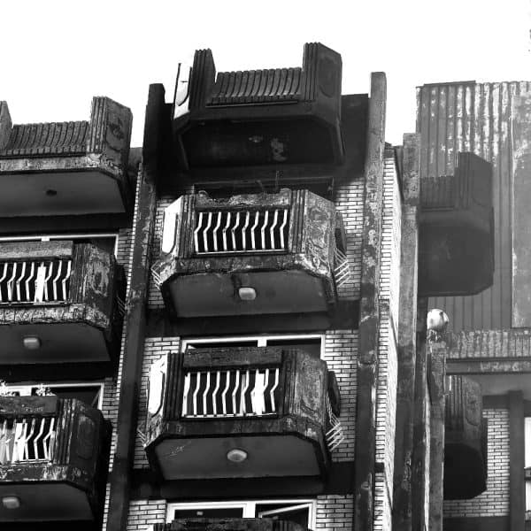 Kolumna: Oni rade šta hoće jer mi ne radimo ništa