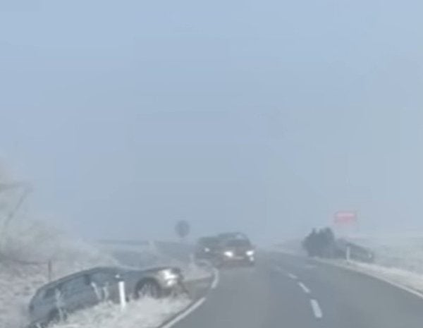 Više vozila sletjelo s puta zbog poledice na Kupresu