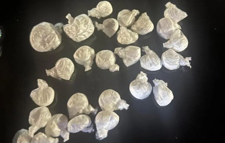 sluzbenici uprave policije mup-a tk proveli su veliku akciju u kojoj je jdedna osoba uhapsena a zapljenjeni su droga oruzje i adekvatna oprema oprema