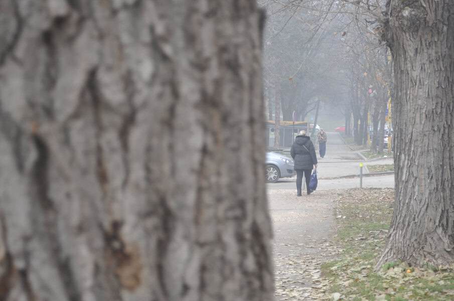 danas je zrak u tuzli izuzetno opasan po zdravlje preporucuje se sto manje boravka na otvorenom