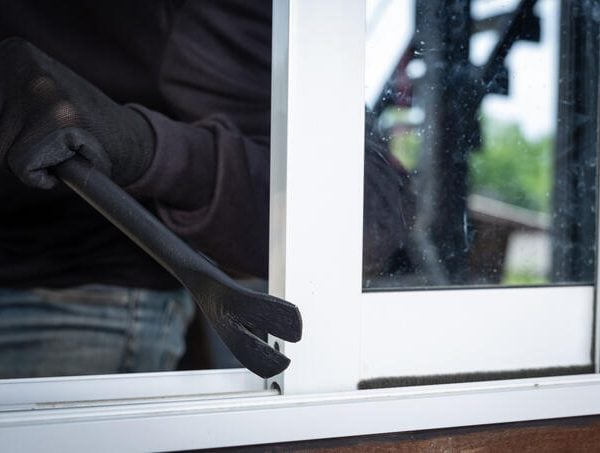 savjeti kako zastiti imovinu prilikom odlaska u vrijeme praznika